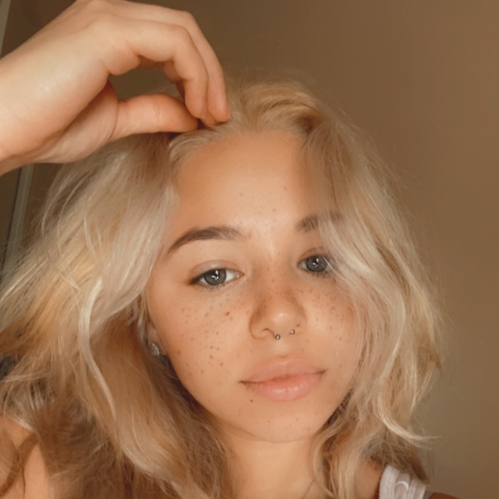 Meet your Posher, Christine